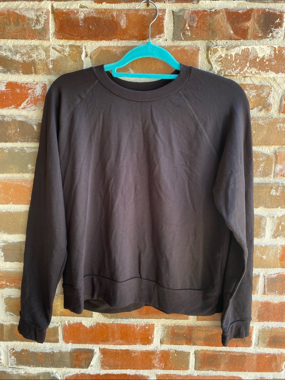 Beyond Yoga Black Crewneck Top